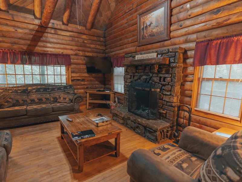 Mills Cabin Buffalo National River Cabins And Canoeing