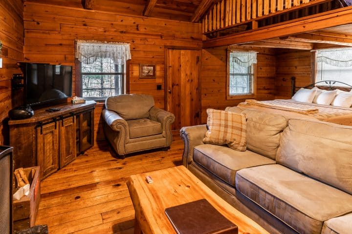 Living area of Crossbow Cabin