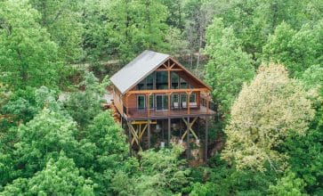 Immerse yourself in the treetops of the Ponca Wilderness in the Morning Glory Cabin.