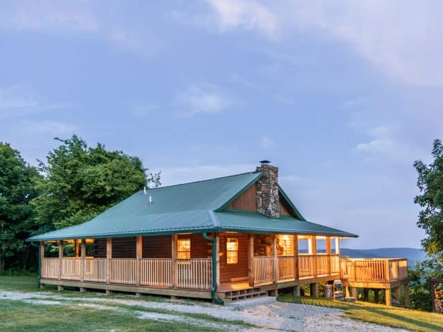 A beautiful view across the Ponca Wilderness awaits you in the Buffalo River Cabin.