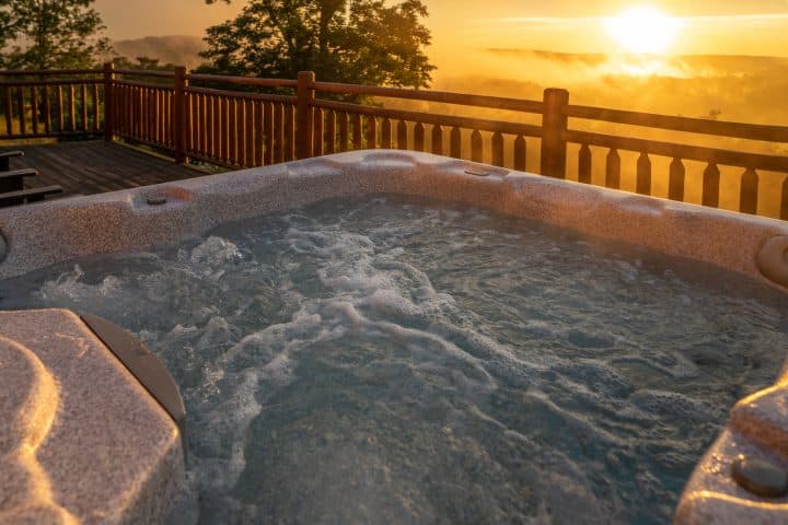 The Mountain Sunset hot tub