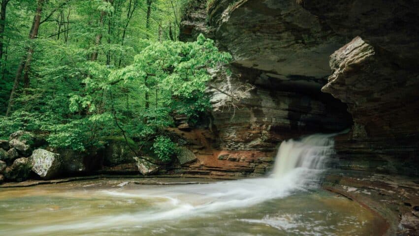 A view of Natural Bridge Falls along the Lost Valley Trail.
