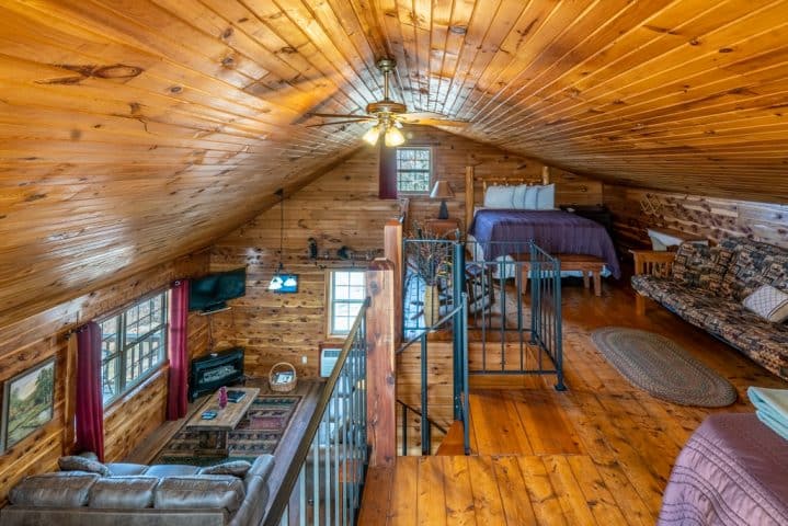The loft of the Waterfall Cabin