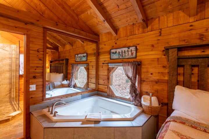 The Valley Dream Cabin has a romantic bedside jacuzzi tub for two.