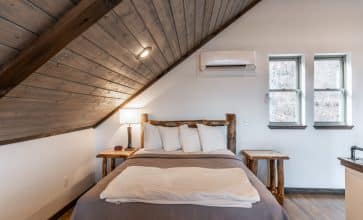 Loft bedroom of the Morning Glory Cabin