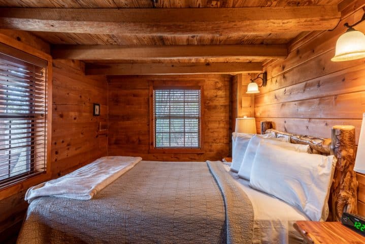 One of the bedrooms on the main level of Windridge Cabin