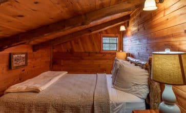 one of the upstairs bedrooms in the Windridge Cabin