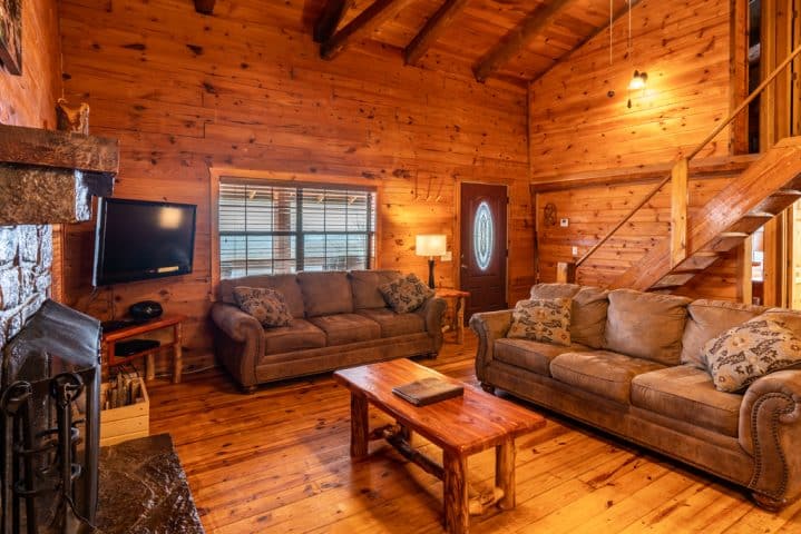 There's plenty of room for family and friends in the Windridge Cabin's spacious living area.