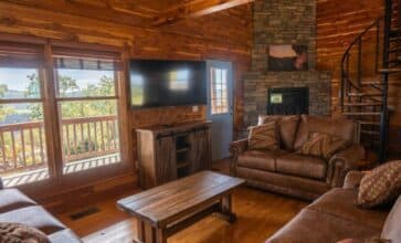 The beautiful living area of the Big Sky Cabin.